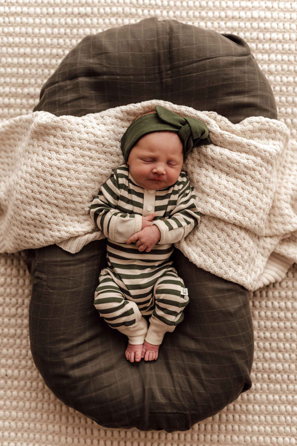 Olive Ribbed Topknot