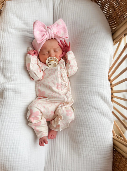 ROMY RUFFLE ONESIE - MARSHMALLOW
