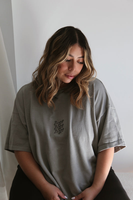 (Size L & XL) SIGNATURE TEE | GRAY (WOMEN'S)